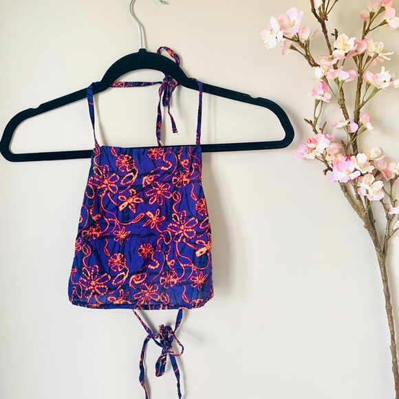 UO / STARING AT STARS / SMOCK HALTER TANK - Picture 2 of 4